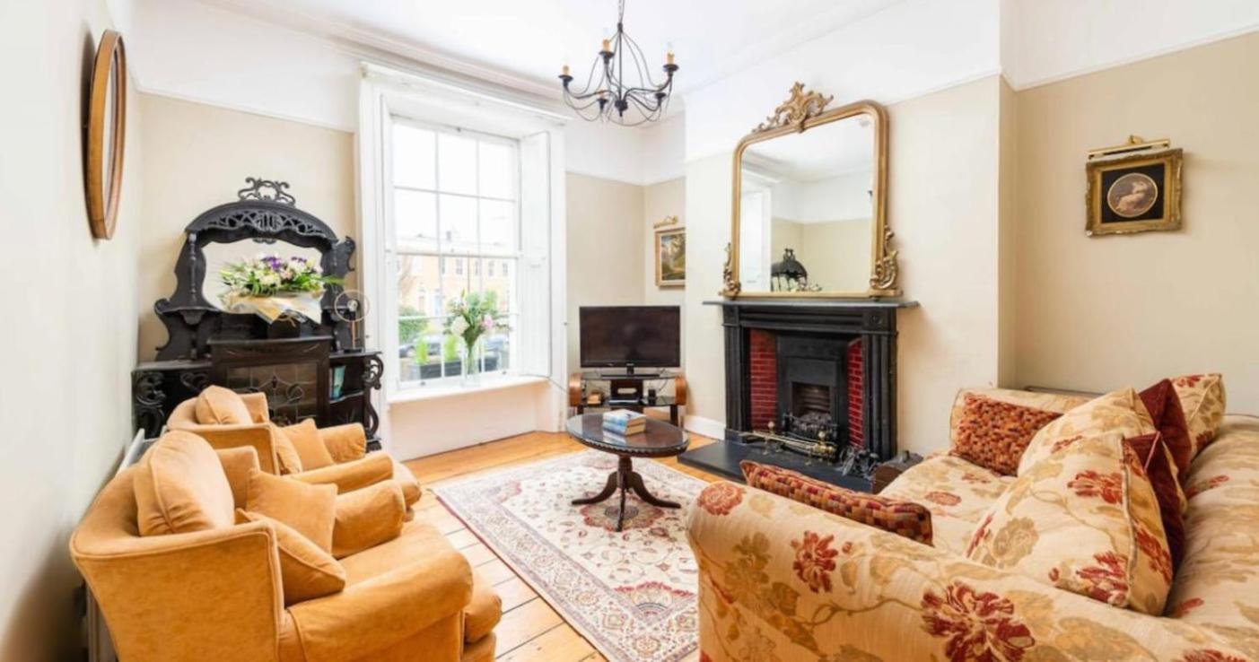 Abbeyleigh House Bed & Breakfast - Dublin — Photos 2